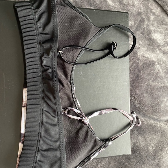 SHIEN cheetah print bathing suit top - Picture 2 of 3